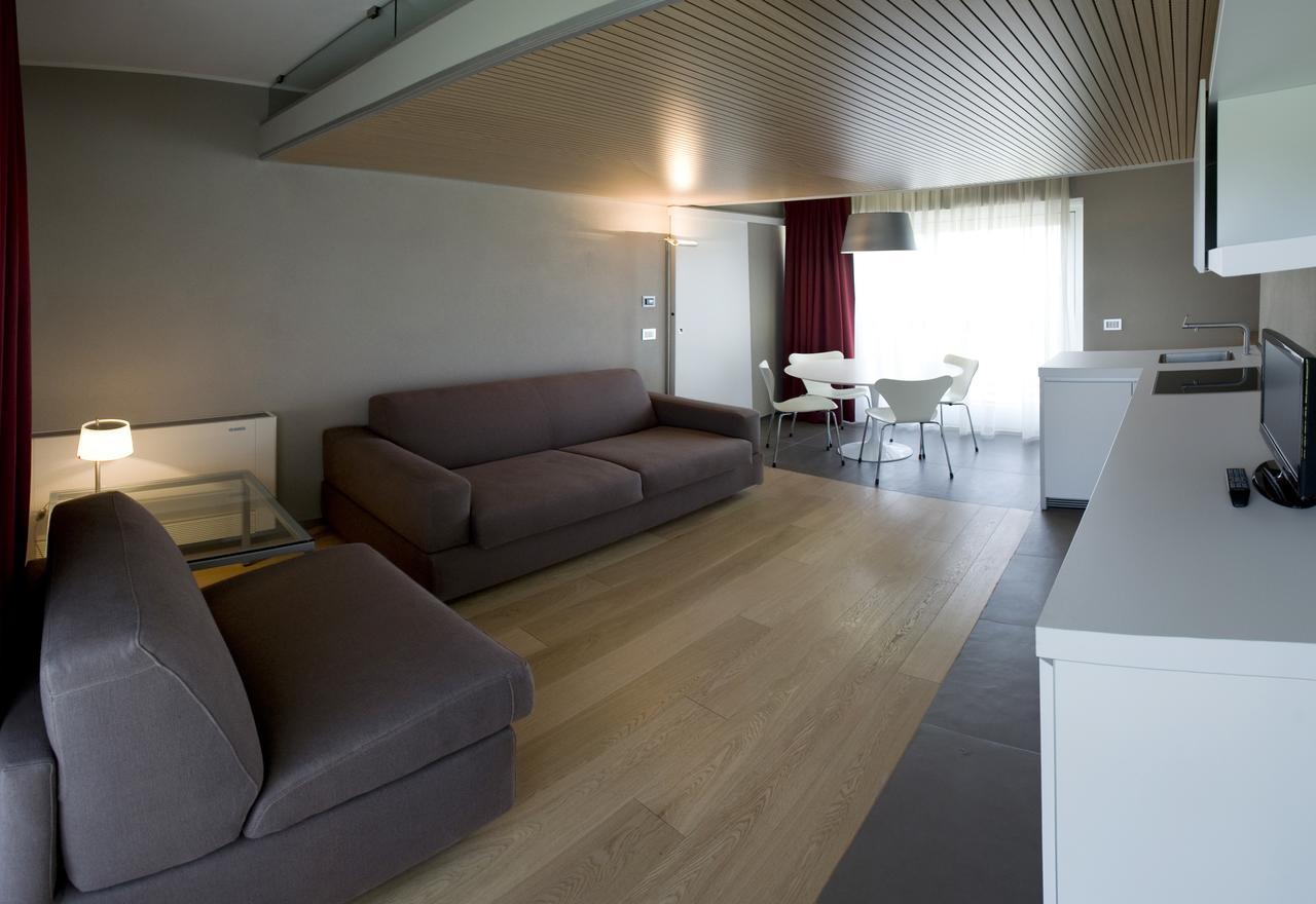 Casa Nelle Vigne Apartman Castiglione Tinella Kültér fotó